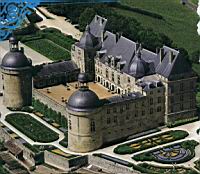 France, Dordogne, Hautefort, Chateau (2)